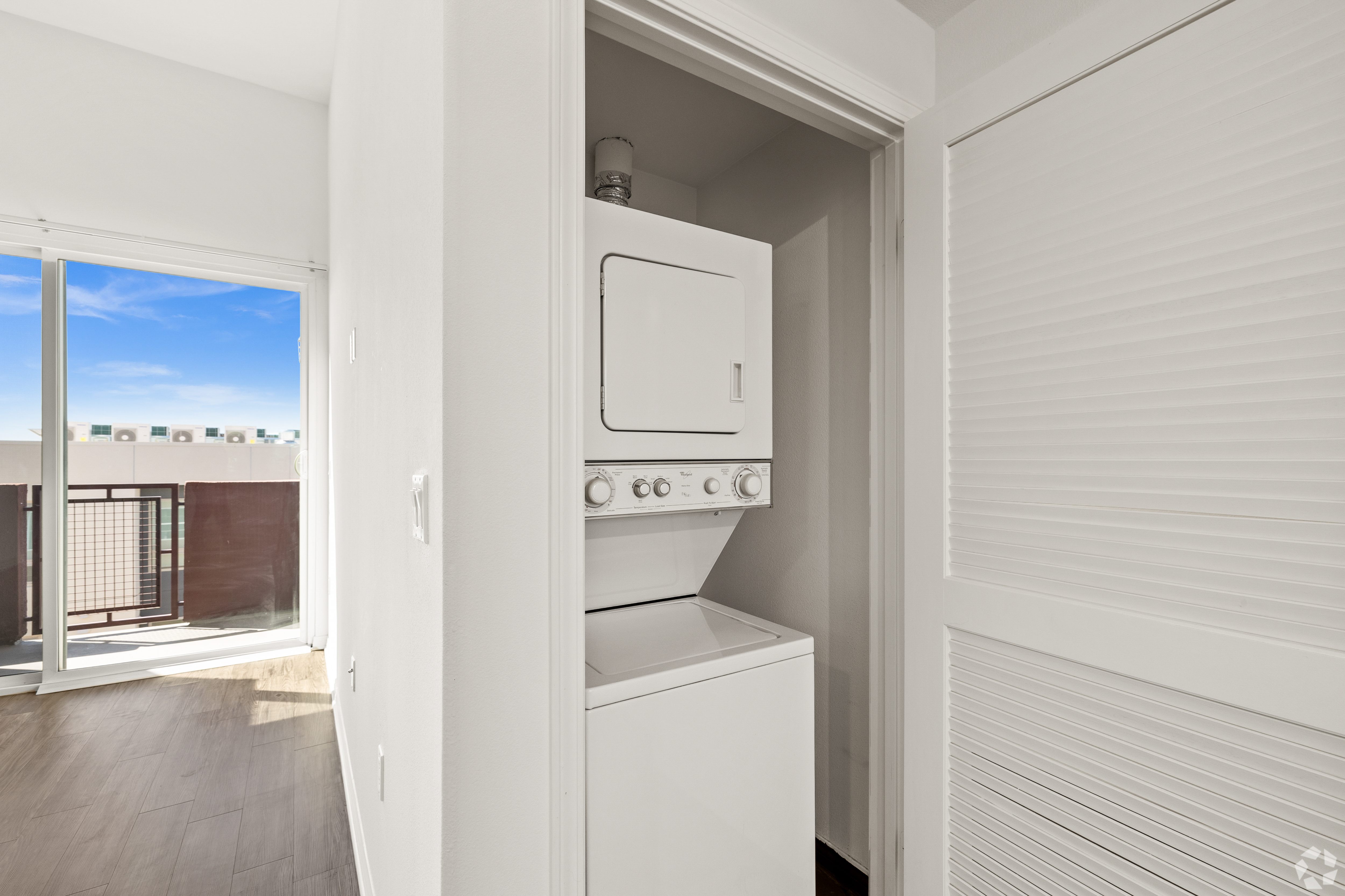 Legacy Apartments Image 15